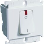 LEGRAND MYLINC 32A SWITCH DP 1 WAY+IND MYLINC-675526