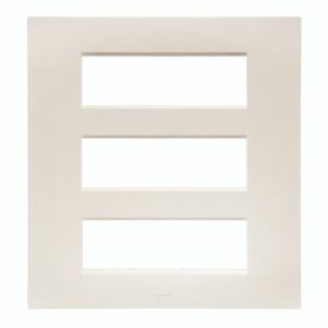 LEGRAND LYNCUS PLATE+FRAME 18M WHITE-677518