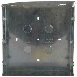 LEGRAND SURFACE BOX METAL 18 MODULE-689022